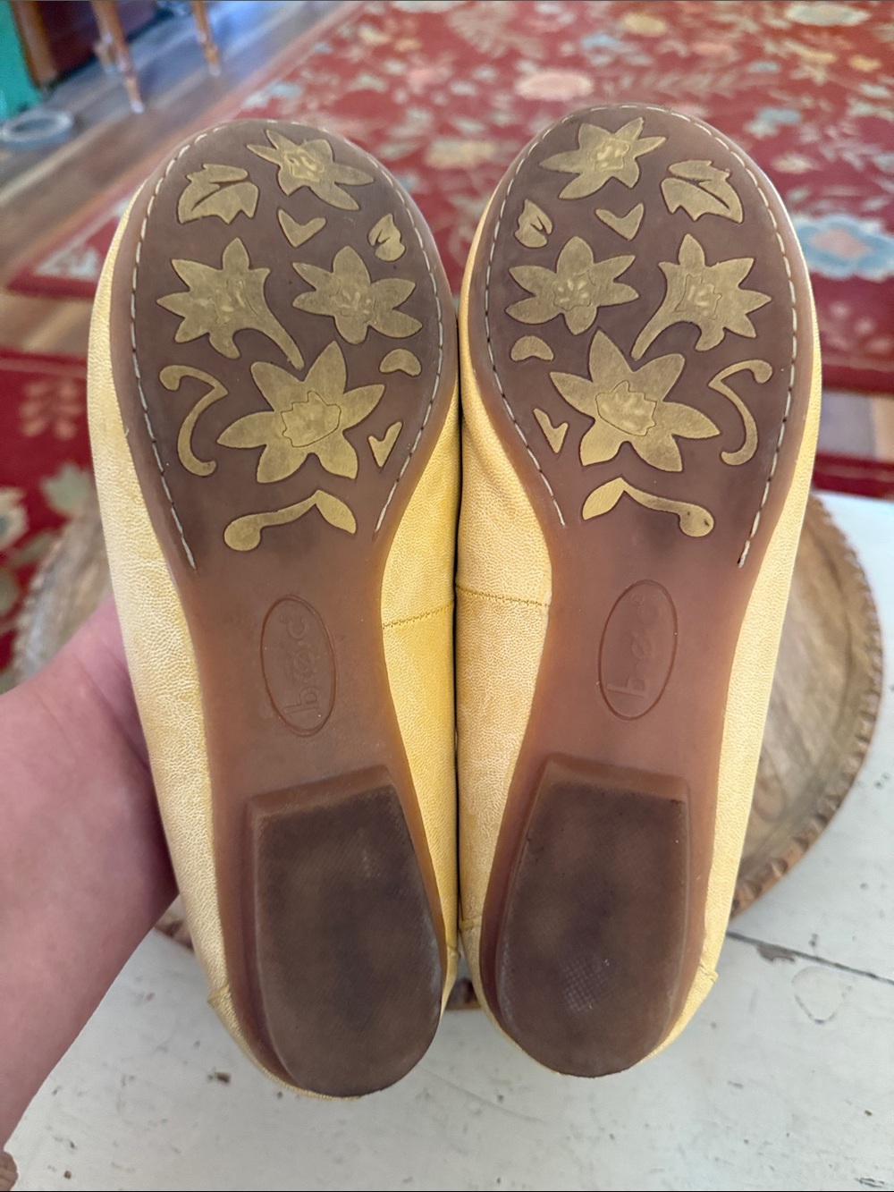 b.o.c. Born Concepts Shoes Wm 8 Yellow Faux Leather Ballet Flat Flower Summer - Picture 7 of 9
